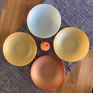 (4) RIVERSIDE DESIGN 9” SeaGlass Bowls